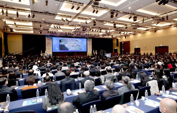 People from all walks of life gather at the HWPL 7th Annual Commemoration of the DPCW